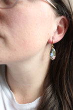 Load image into Gallery viewer, Oval Huggies (gold)