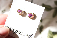 Load image into Gallery viewer, Alyssum Heart Studs (gold)