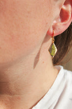 Load image into Gallery viewer, Fern Diamond Huggies (gold)