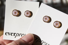 Load image into Gallery viewer, Lavender Narcissus (gold/silver)