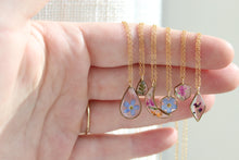 Load image into Gallery viewer, Forget Me Not Hexagon Necklace (gold)