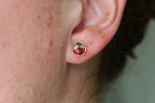 Load image into Gallery viewer, Pink + Red Queen Anne&#39;s Lace Round Studs (silver)
