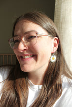 Load image into Gallery viewer, Round Daisy Huggies (silver/gold)
