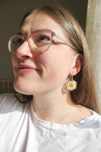 Load image into Gallery viewer, Hexagon Daisy Huggies (gold)
