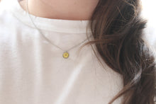 Load image into Gallery viewer, Yellow Narcissus Drop Necklace (silver)
