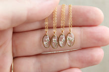 Load image into Gallery viewer, White Bloom Oval Necklace (gold)
