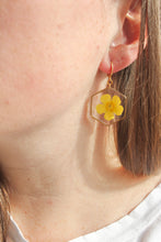 Load image into Gallery viewer, Hexagon Buttercup Huggies (gold)

