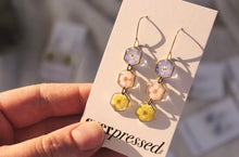 Load image into Gallery viewer, Flower Trio Earrings - Bestseller
