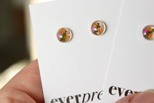 Load image into Gallery viewer, Multicoloured Queen Anne&#39;s Lace Studs (silver)
