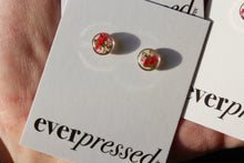 Load image into Gallery viewer, Pink + Red Queen Anne&#39;s Lace Round Studs (silver)
