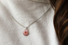 Load image into Gallery viewer, Pink Narcissus Drop Necklace (silver)
