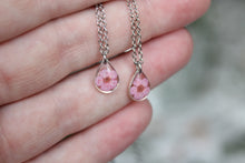 Load image into Gallery viewer, Pink Narcissus Drop Necklace (silver)
