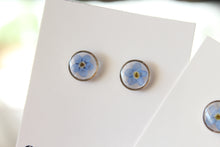 Load image into Gallery viewer, Forget Me Not Studs (gold/silver)
