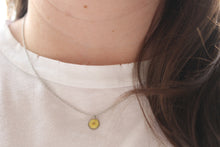 Load image into Gallery viewer, Yellow Narcissus Drop Necklace (silver)
