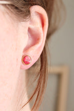 Load image into Gallery viewer, Red Narcissus (gold/silver)
