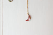 Load image into Gallery viewer, Katy Moon Necklace - Red
